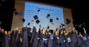 studenci1 2
