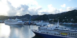 Greckie wyspy w 2025 roku: Jak różne pokolenia zmieniają mapę podróży promowych Greckie wyspy